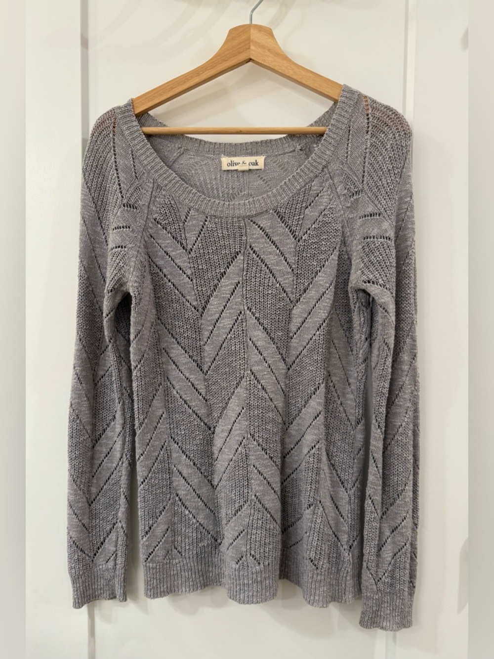 Olive & Oak Light Gray Open-Knit Scoop Neck Sweater - Size S